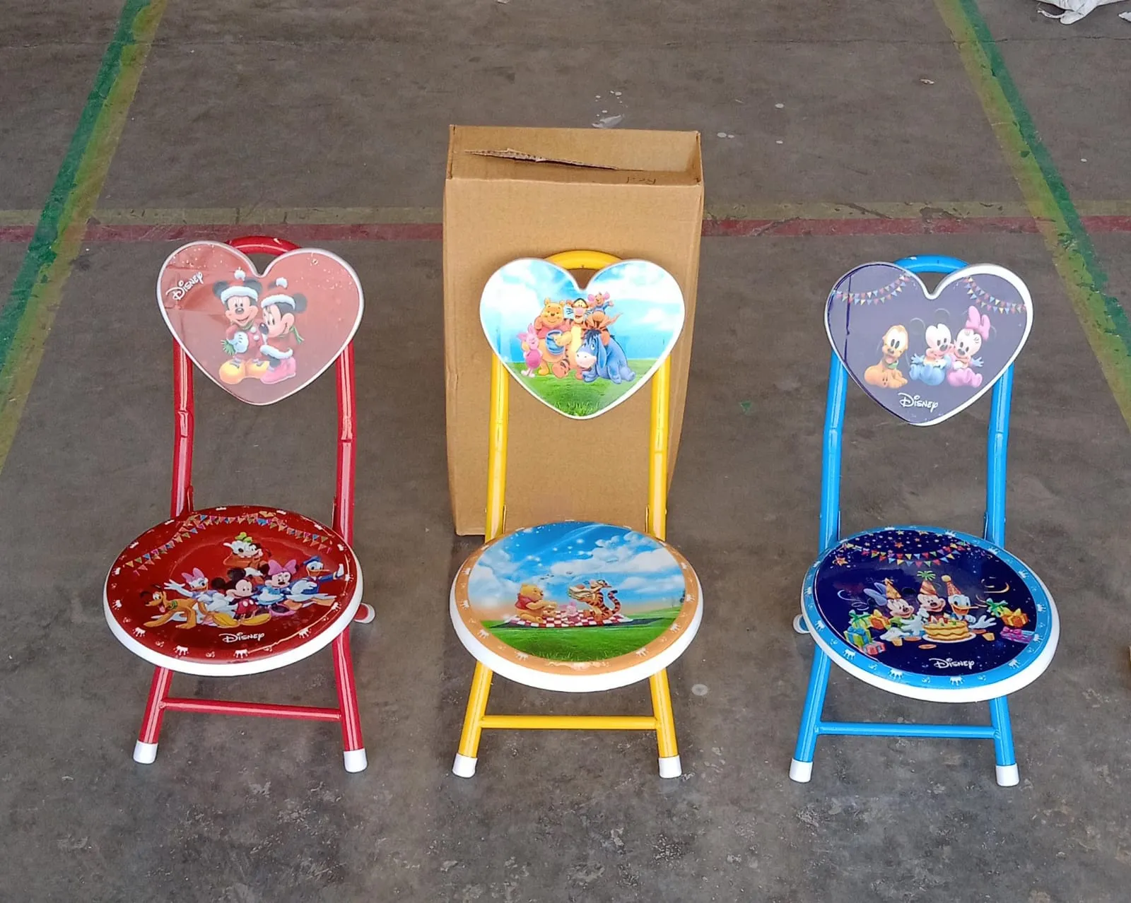 and (1 Playrooms, Heart Schools, Shape Kids Printed Kids Chair Daycares, Pc) Mega sale Cartoon / for Camping Seamless Foldable Metal Fibre Chair Chair Picnic and Beach Folding Children Body Home.