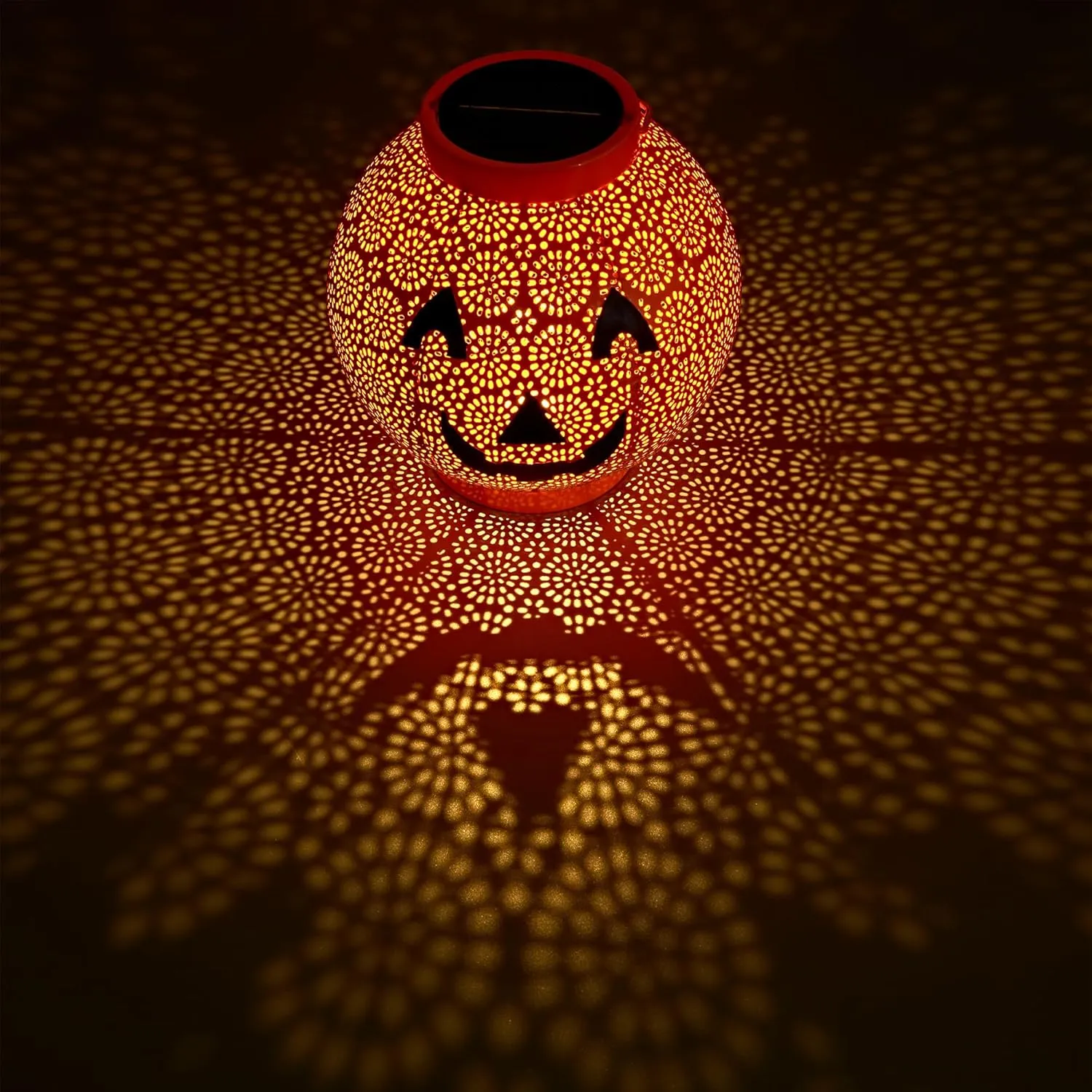 Halloween Decoration Hanging Solar Lantern Outdoor - Solar Powered Pumpkin Led Jack-O Lights, Waterproof Halloween Decor Metal Round Lantern for Yard, Patio, Pathway, Porch, Lawn, Garden, Outside
