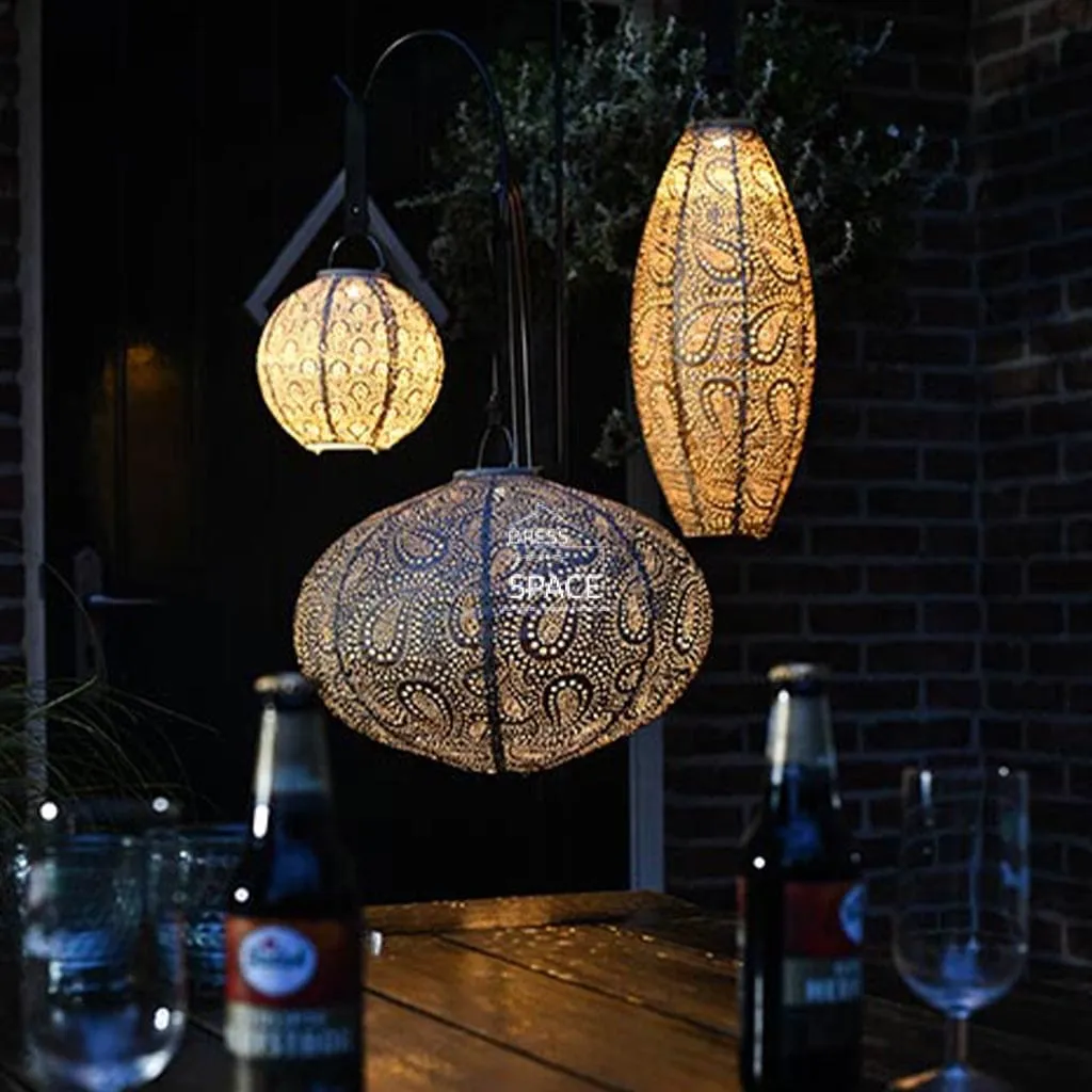 Lace Round 30 - Silver- Solar Lantern