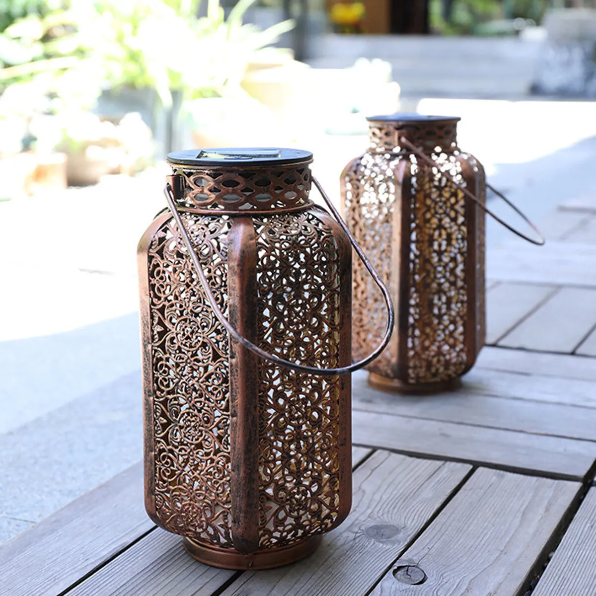 LED Solar Lantern Hanging Light Outdoor Garden Courtyard Retro Hollow Out Projection Lamp