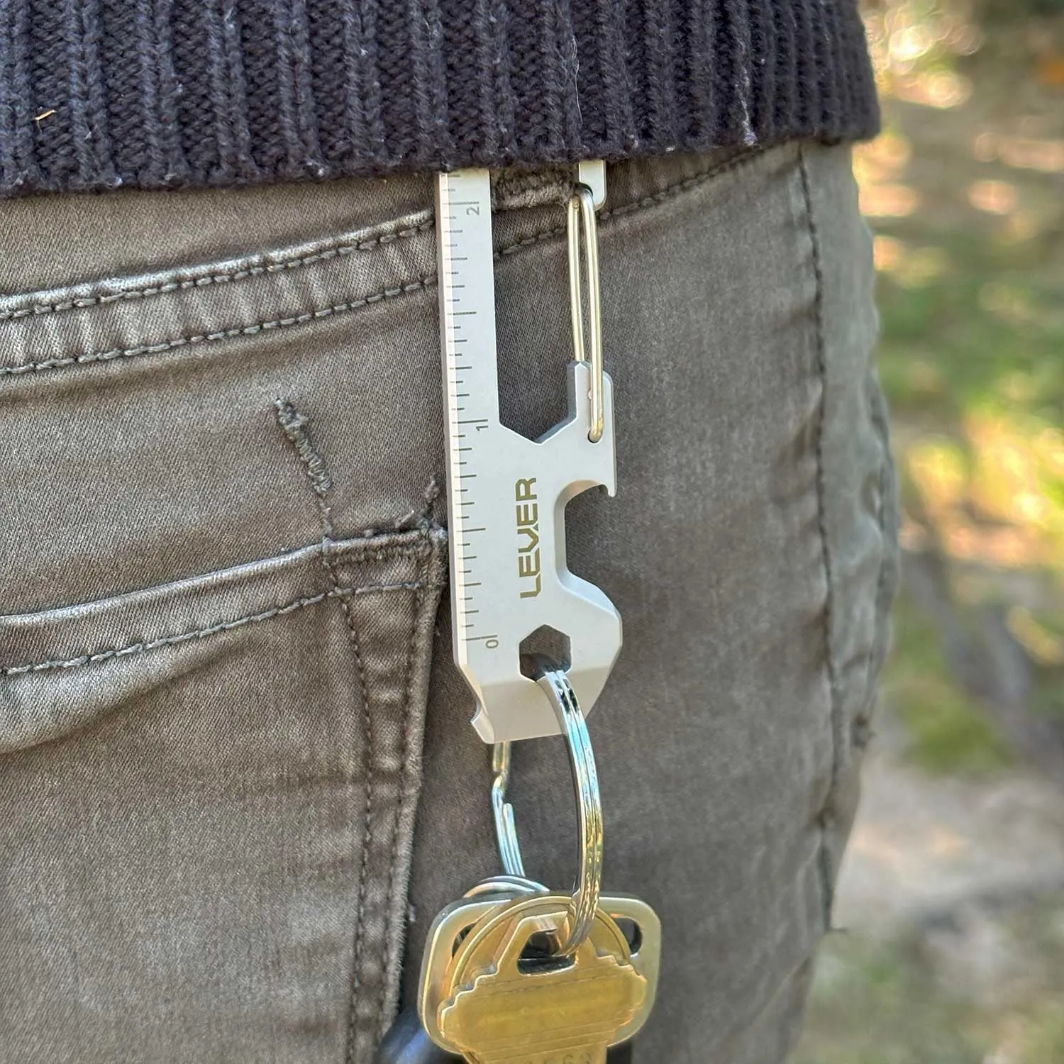 Lever Gear CLiP KT Carabiner Keychain Multitool | Beer Bottle Opener Keychain Screwdriver Multitool Carabiner For Keys | Mini Pry Bar, Box Opener EDC Multi Tool Key Chain Tool For Men