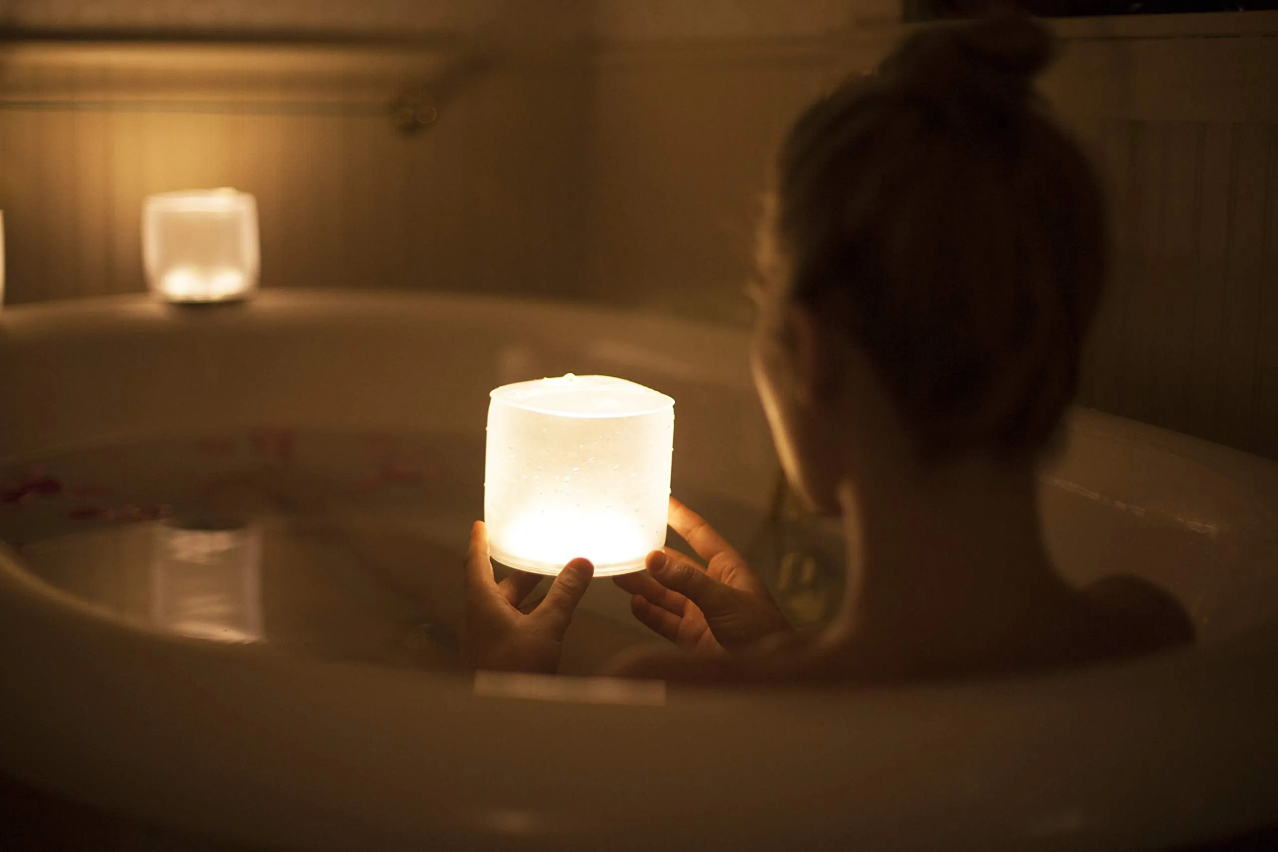 MPOWERD Luci Lux: Solar Inflatable Lantern Rechargeable via Solar or USB-C
