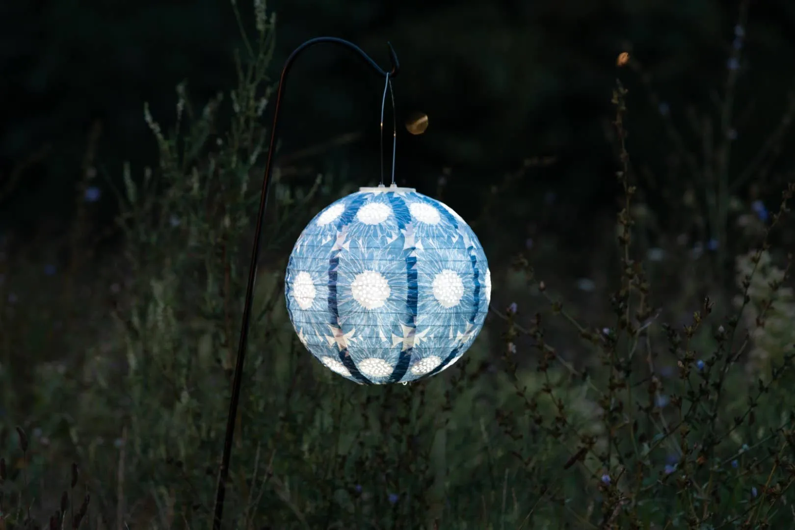 *NEW* Stella Print 12" Globe Solar Lantern - Sapphire Blue