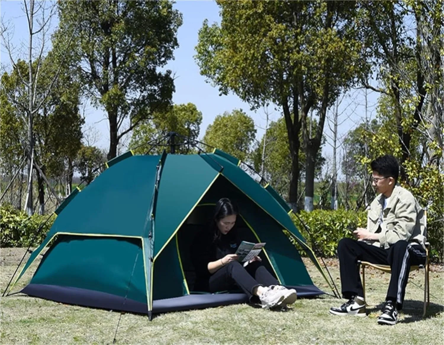 Outdoor Camping Tent Double Layer Waterproof Portable Folding Quick Opening Fully Automatic Picnic Rainproof Mountaineering Camping Tent
