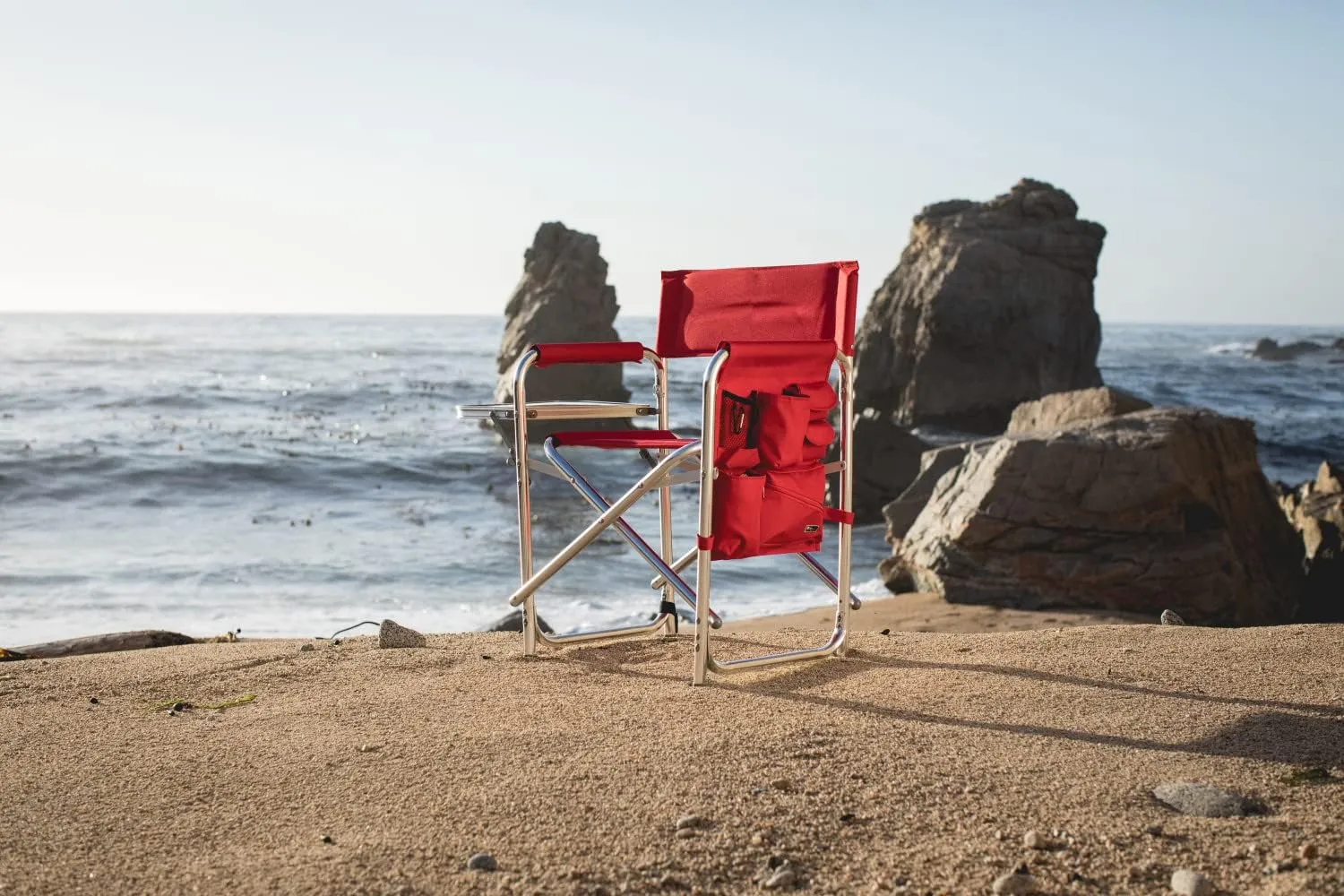 PICNIC TIME NCAA Cal Bears Sports Chair with Side Table - Beach Chair - Camp Chair for Adults