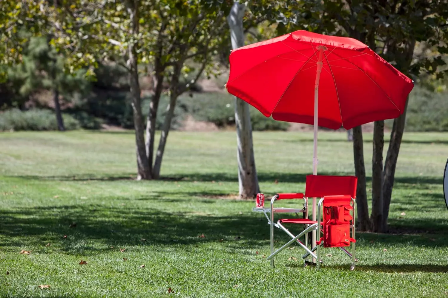 PICNIC TIME NCAA Cal Bears Sports Chair with Side Table - Beach Chair - Camp Chair for Adults