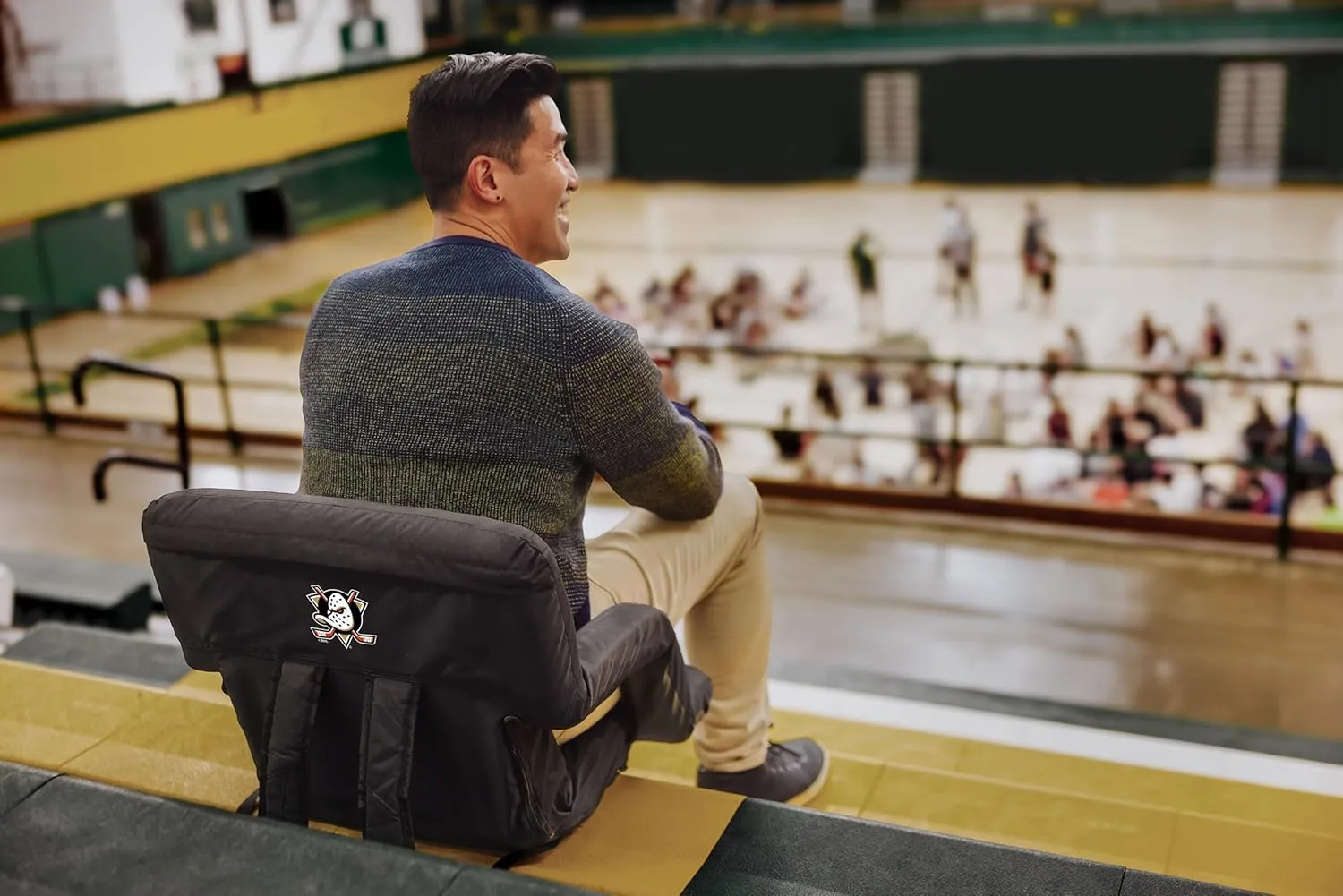 PICNIC TIME NHL Ventura Reclining Stadium Seat with Back Support - Bleacher Seat - Beach Floor Chair