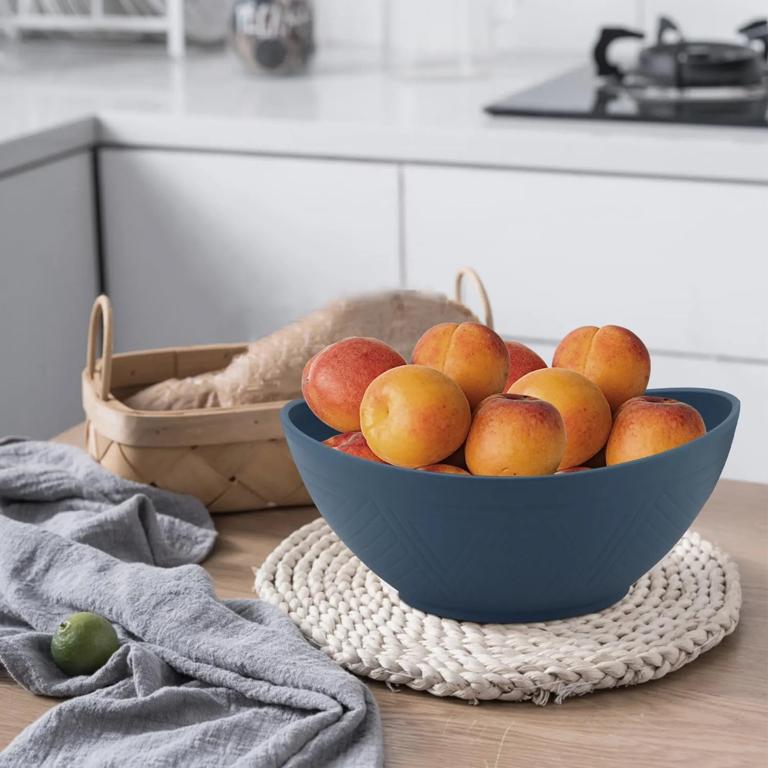 PYRMONT Serving Bowls,Plastic Bowl,65 Oz Salad Bowls,Big Bowl for Soup of 4,Salad,Pasta,Cereal,Stackable for Easy Storage Microwave & Dishwasher Safe (Blue)