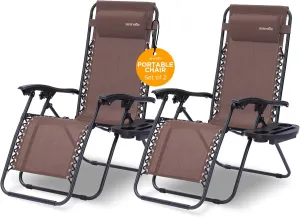 SereneLife Zero Gravity Outdoor Lounge Chairs Reclining Set of 2 – Folding Lawn Chairs with Side Table, Padded Headrest & Cup Holder – Adjustable Patio Chairs for Camping, Deck, Garden (Brown)