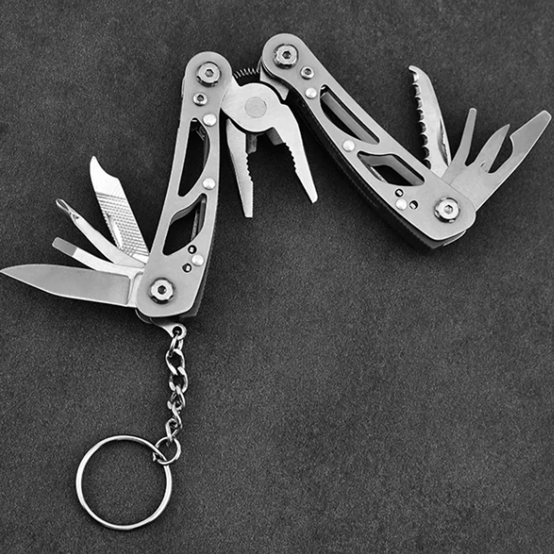 Small Multitool With Pouch