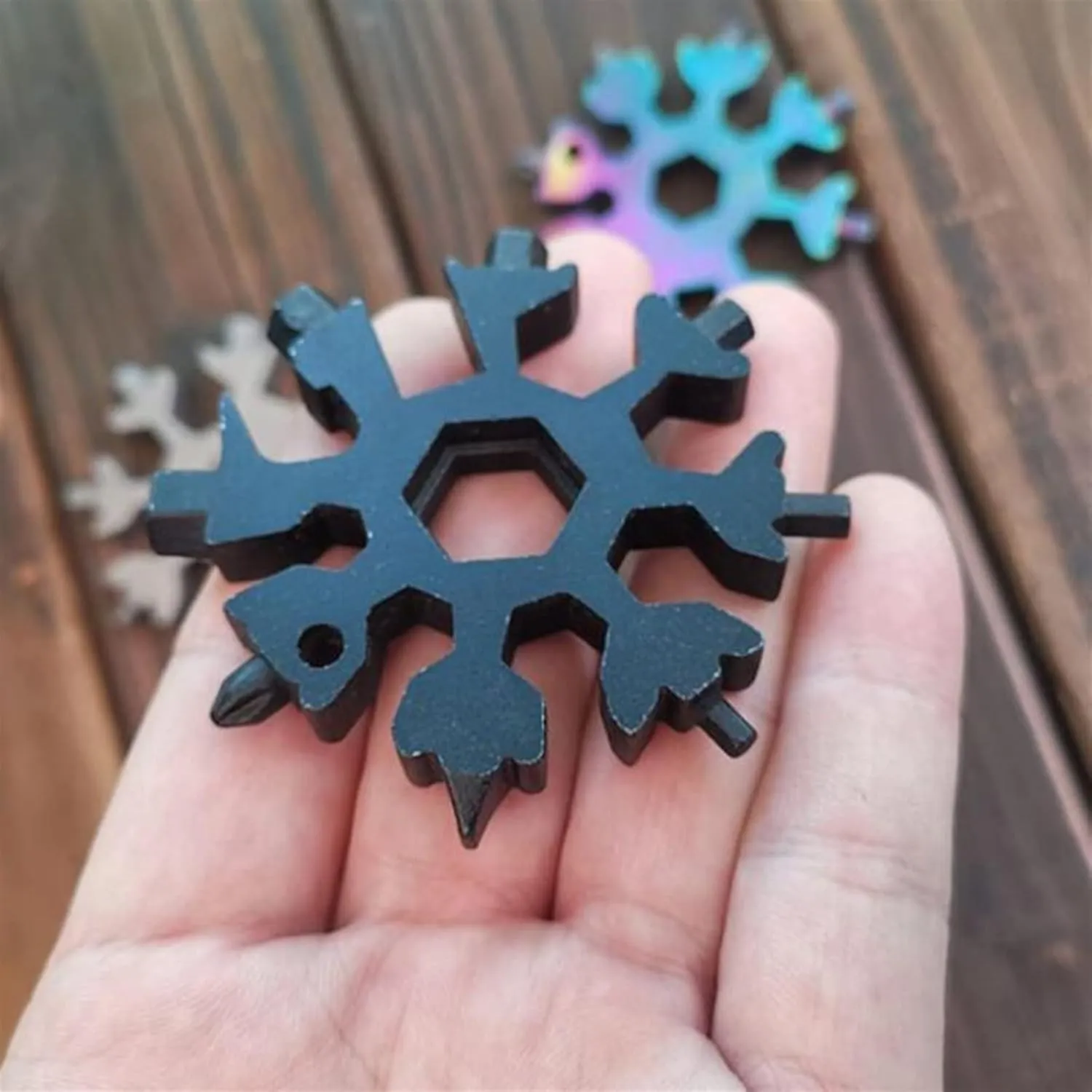Snowflake Multitool ,Screwdriver Spanner,Snowflake Multitool Snow Keychain Tools Combination Stainless Steel Snow Shape Outdoor Portable Snowflake Multi-tool Wrenches (Color : Gold) ( Color : Black )