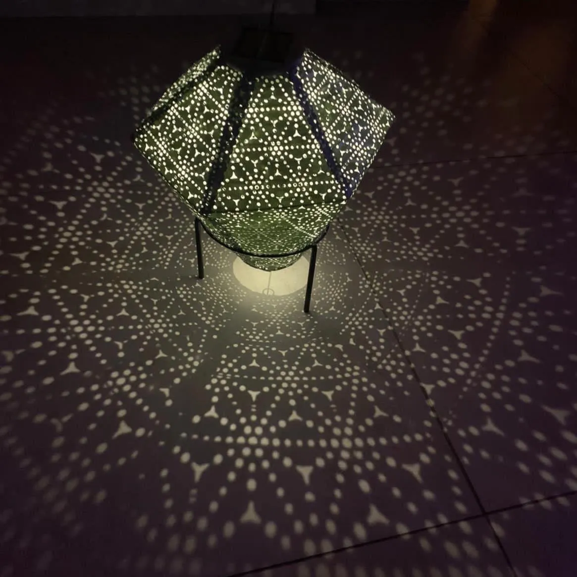 Solar Lantern - Green Diamond