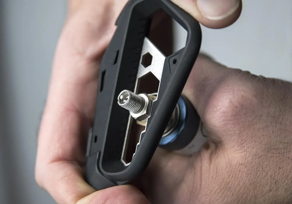TACTICA M.100 MULTITOOL